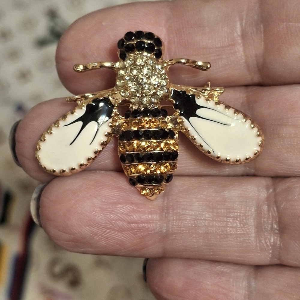 Enamel Winged Gold and Black Bee Brooch